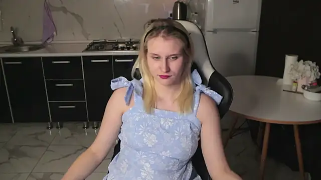 Snapshot of MertyXX chatting on 1, 4, 2026 MertyXX online show from 1, 4, 2026