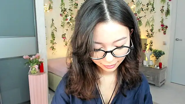AgnieszkaBanana online show from 6, 6, 2026