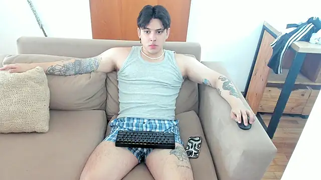 Snapshot of Markuss_b chatting on 2, 2, 2025 Markuss b online show from 2, 2, 2025