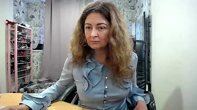 Snapshot of Helen1974 chatting on 15, 5, 2026 Helen1974 online show from 15, 5, 2026