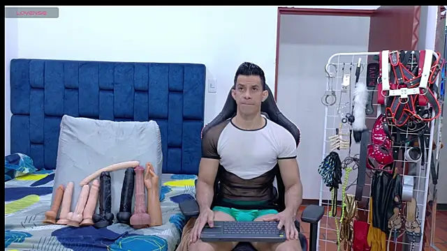 JoseRumbero26 online show from 10, 6, 2026