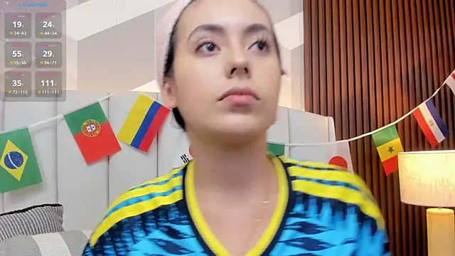 Julietasantos   online show from 12, 6, 2026