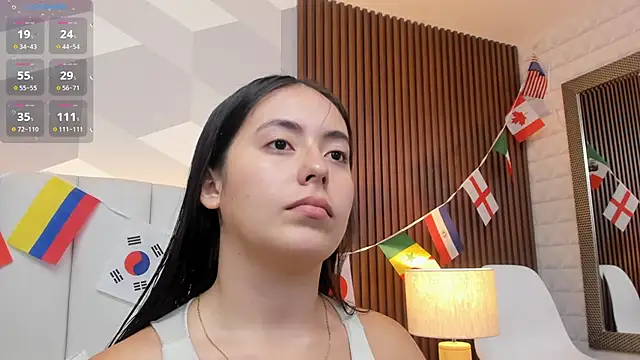 Julietasantos   online show from 15, 6, 2026