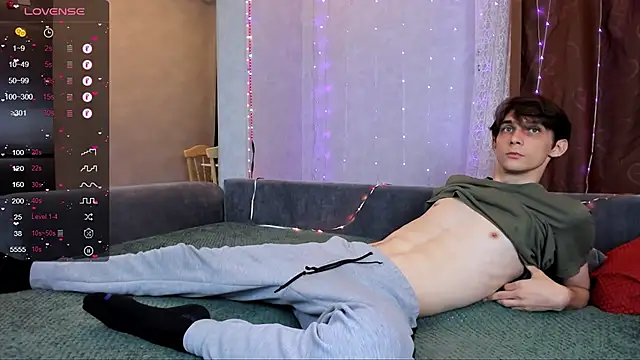 Aaron Boom online show from 29, 6, 2026