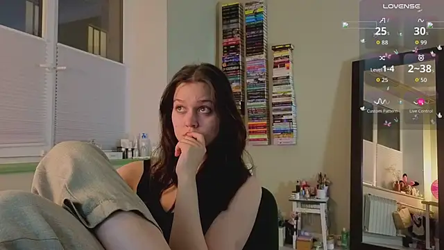 Addelin Moon online show from 17, 5, 2026