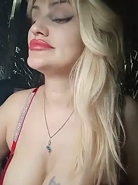 Freya Milf online show from 20, 6, 2026