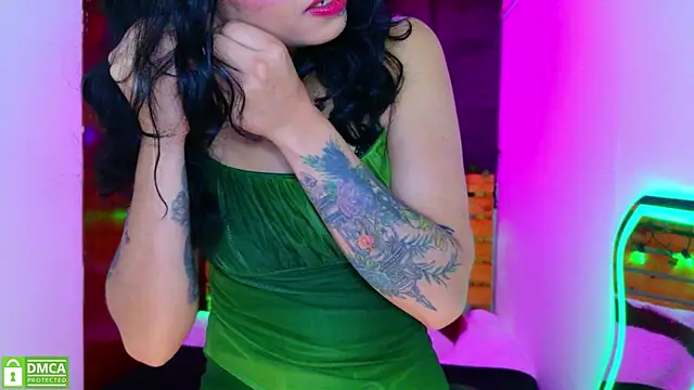 Snapshot of REDHOTTER_ chatting on 13, 6, 2026 REDHOTTER online show from 13, 6, 2026