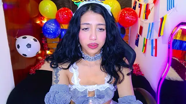 Snapshot of REDHOTTER_ chatting on 20, 6, 2026 REDHOTTER online show from 20, 6, 2026