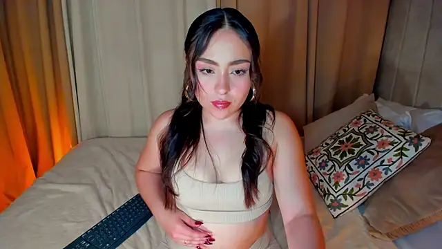 SofiMeza online show from 22, 2, 2025