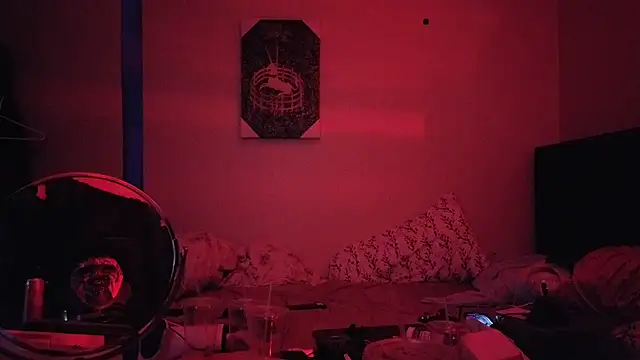hailzeffn online show from 10, 6, 2026