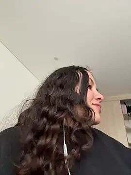 Megan Rodrigo online show from 6, 6, 2026