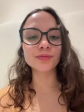 Megan Rodrigo online show from 14, 6, 2026