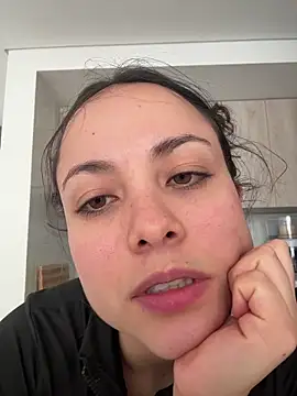 Megan Rodrigo online show from 17, 6, 2026