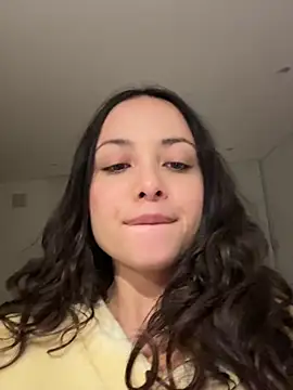 Megan Rodrigo online show from 21, 6, 2026