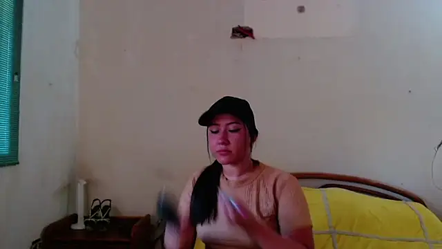 LuciaTomson online show from 29, 4, 2026