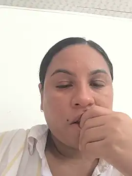 Francesca ferrari online show from 21, 6, 2026