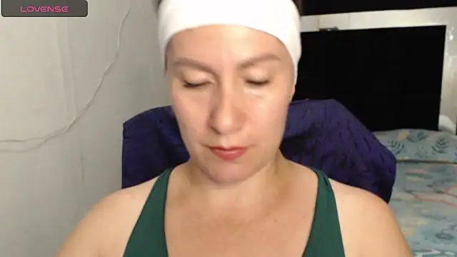 CATRINA-83 online show from 5, 5, 2026