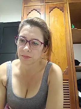 Snapshot of mademonsexy chatting on 19, 5, 2026 mademonsexy online show from 19, 5, 2026