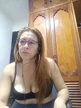 Snapshot of mademonsexy chatting on 21, 5, 2026 mademonsexy online show from 21, 5, 2026