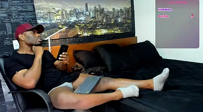 thomas santtos1 online show from 25, 1, 2025