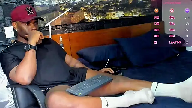 thomas santtos1 online show from 1, 3, 2025