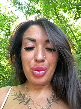 Snapshot of RuslanaXX chatting on 17, 6, 2026 RuslanaXX online show from 17, 6, 2026