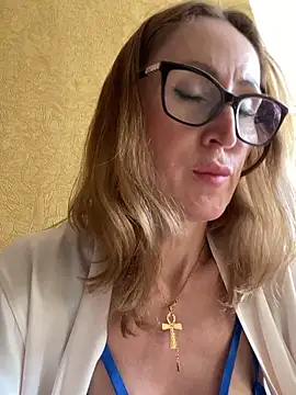 LauraDavis online show from 21, 6, 2026