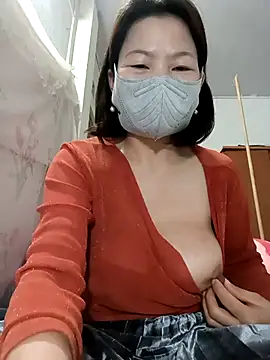 Anna Toy19 online show from 4, 3, 2025
