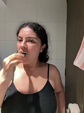 Nathcurly  online show from 26, 5, 2026