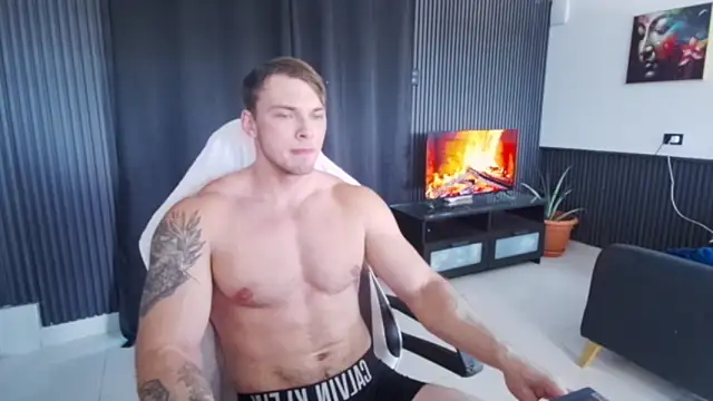 Snapshot of YourHotGreg chatting on 25, 5, 2026 YourHotGreg online show from 25, 5, 2026