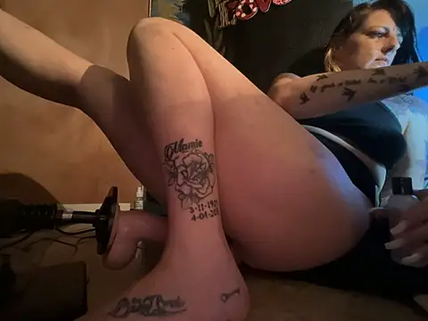 Snapshot of SmokingAcess chatting on 8, 3, 2026 SmokingAcess online show from 8, 3, 2026