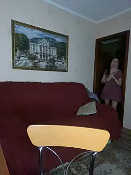 Roxana Bell online show from 25, 6, 2026