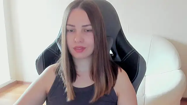 Snapshot of Mia_shy1 chatting on 10, 5, 2026 Mia shy1 online show from 10, 5, 2026