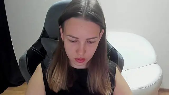 Snapshot of Mia_shy1 chatting on 5, 6, 2026 Mia shy1 online show from 5, 6, 2026