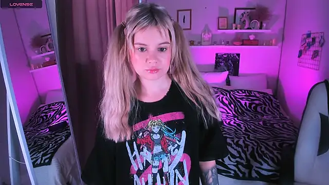 Lil Amelie online show from 18, 5, 2026