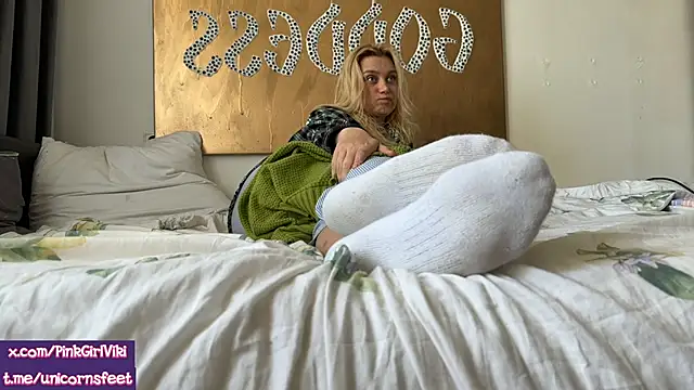 unicornsfeet online show from 10, 5, 2026