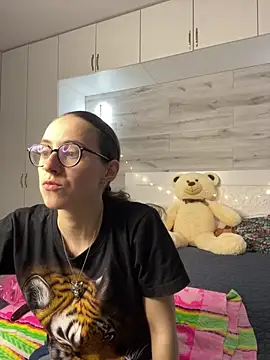 MartiniiSelenna online show from 13, 6, 2026