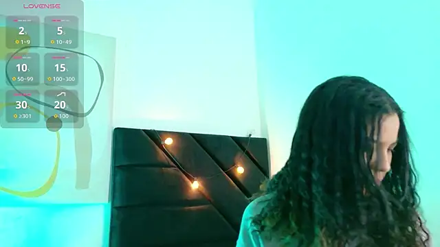 Snapshot of littleebonny chatting on 6, 7, 2026 littleebonny online show from 6, 7, 2026