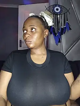 CocoBootyyy online show from 17, 6, 2026