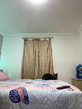 Kimmymadison- online show from 4, 6, 2026