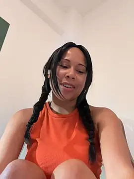 HaileyDiana online show from 18, 6, 2026