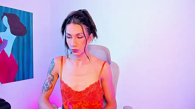 sofiaa grey  online show from 15, 6, 2026