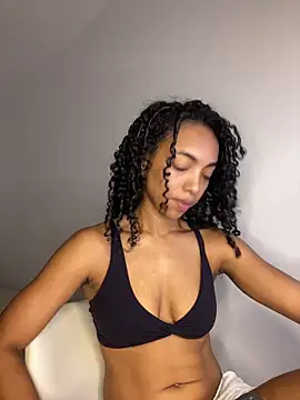 nicoleebony1 online show from 15, 5, 2026
