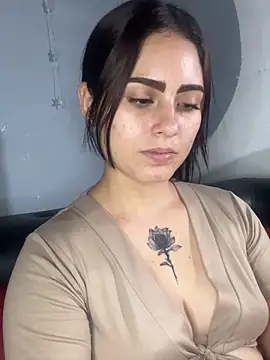 Snapshot of Azuna25 chatting on 20, 5, 2026 Azuna25 online show from 20, 5, 2026