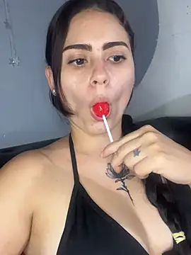 Snapshot of Azuna25 chatting on 29, 5, 2026 Azuna25 online show from 29, 5, 2026