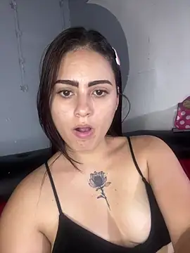 Snapshot of Azuna25 chatting on 7, 6, 2026 Azuna25 online show from 7, 6, 2026