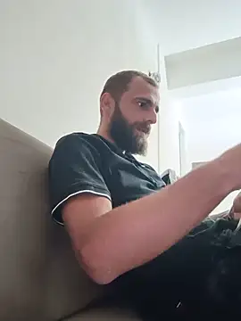 Snapshot of Antonio_Vatooo chatting on 18, 5, 2026 Antonio Vatooo online show from 18, 5, 2026