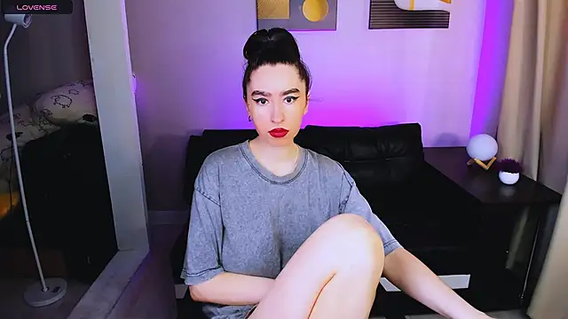 Lily xBabe online show from 11, 6, 2026