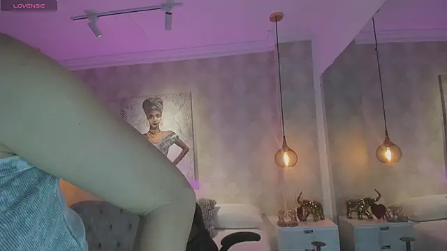 Snapshot of Shantall__ chatting on 16, 6, 2026 Shantall online show from 16, 6, 2026