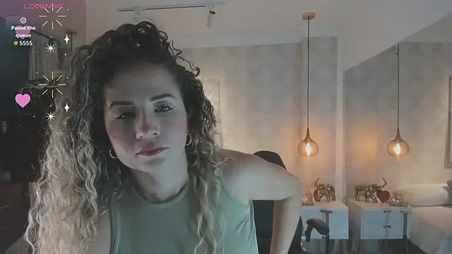 Snapshot of Shantall__ chatting on 18, 6, 2026 Shantall online show from 18, 6, 2026